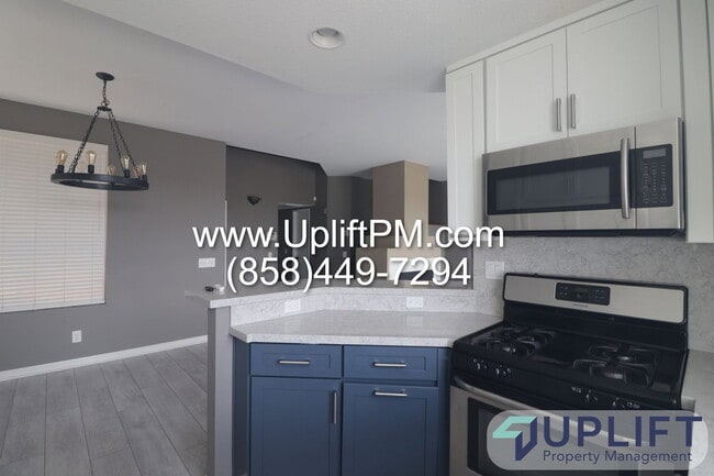 Building Photo - 1337 Serena Cir