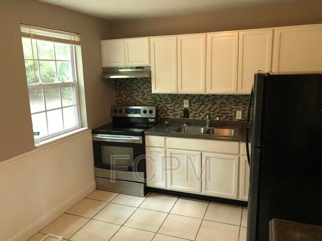 Building Photo - 6710 Helston Ct