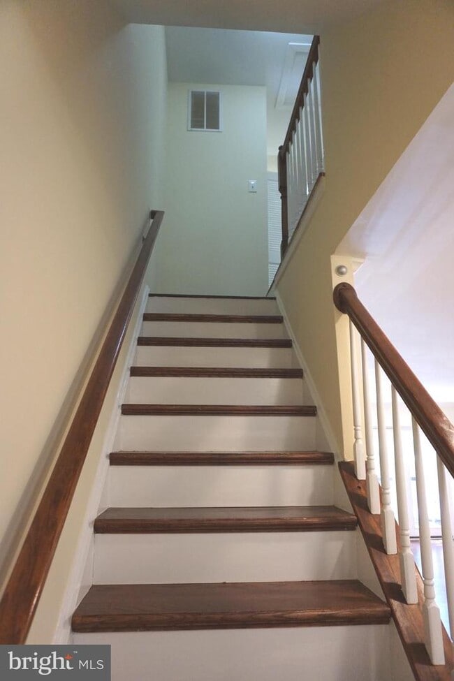 Building Photo - 4009 Chesterwood Dr
