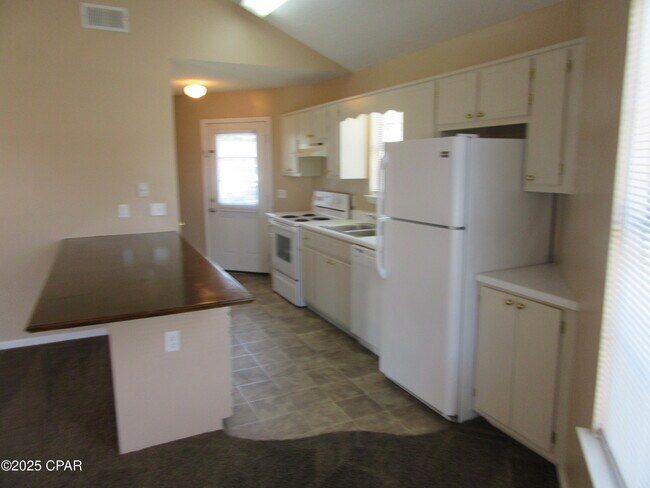 Foto del edificio - 1401 Gulf Ave