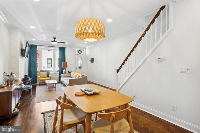 Foto del edificio - 1826 Titan St