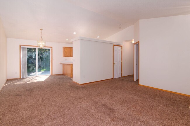 Foto del edificio - ***Coming Soon September 15th***Charming 3 Bedroom in Cheney