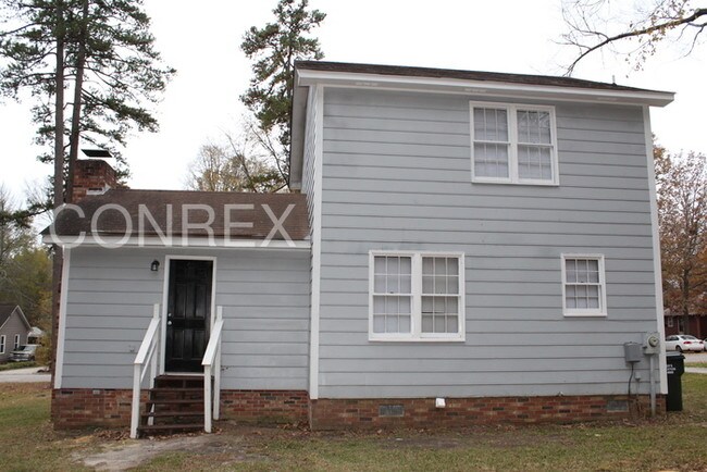 Building Photo - 557 Parlock Rd