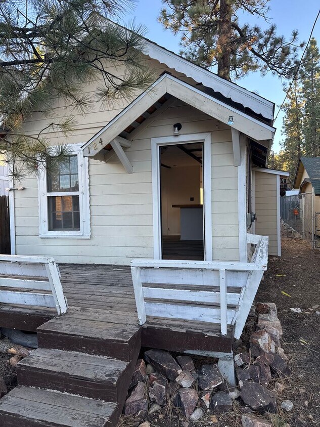 Foto principal - Cozy 1 bedroom cabin house