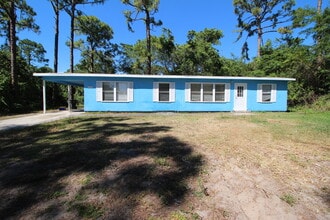 Building Photo - 11681 41st Ct N