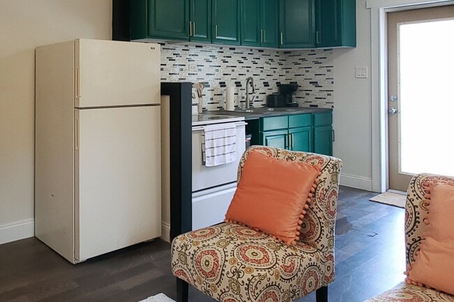Photo - 1404 Park St (Seffner, FL) Apartment