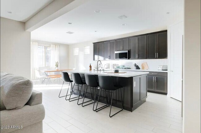 Foto del edificio - 5542 N 107th Ln