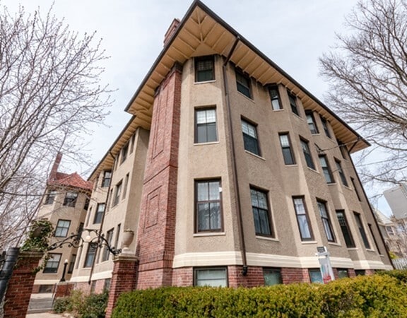 Building Photo - 19 Agassiz St