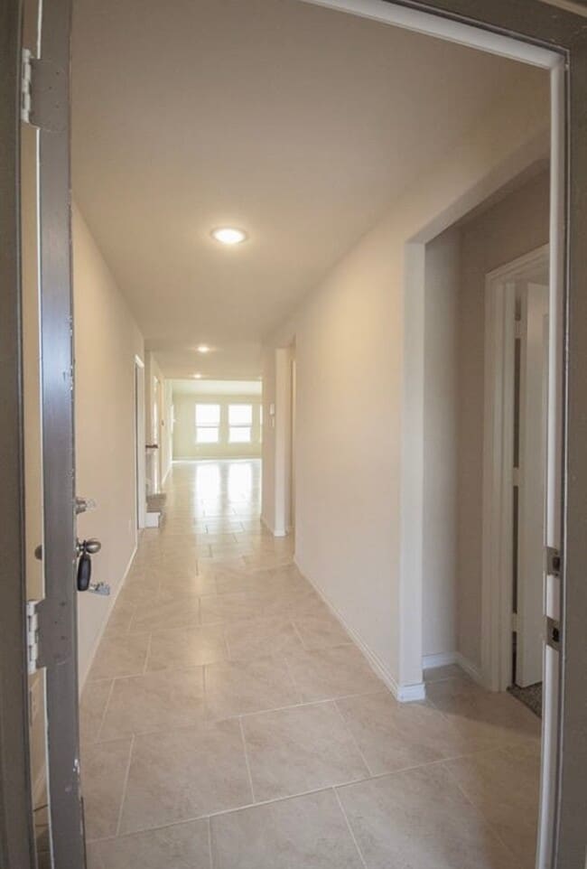 Foto del edificio - 17603 Rose Summit Ln