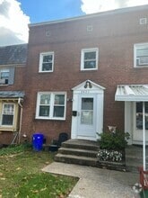 Building Photo - 2431 Mercer St
