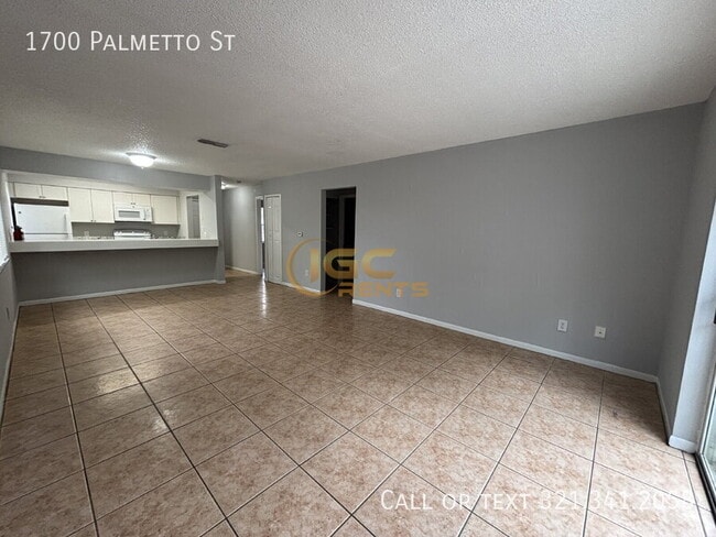 Foto del edificio - 1700 Palmetto St