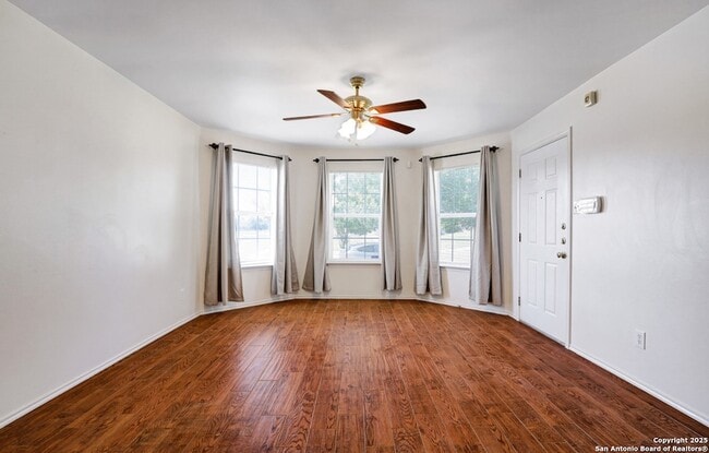 Building Photo - 10603 N Shaenridge