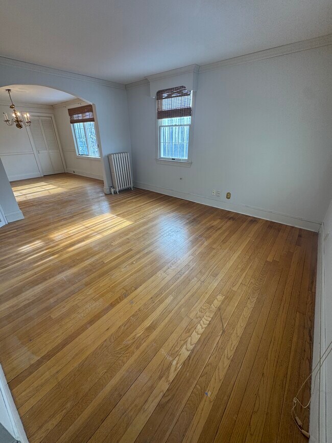 Foto del edificio - 11 Linwood Ave