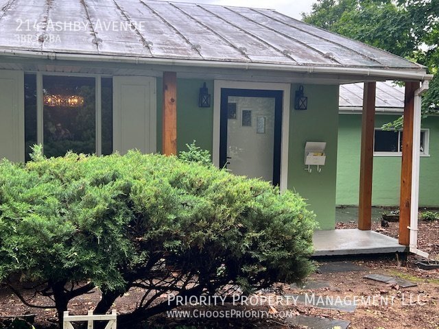 Foto del edificio - Charming 3 Bedroom Rental in Elkton, VA wi...