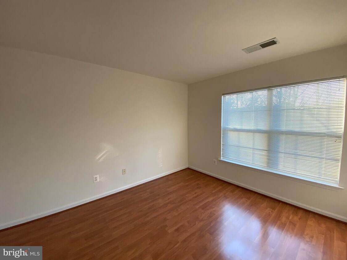 11312 King Dr Unit 4, WheatonGlenmont, MD 20902 Condo for Rent in WheatonGlenmont, MD
