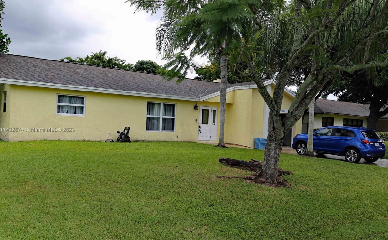 Primary Photo - 11701 NW 27th Ct