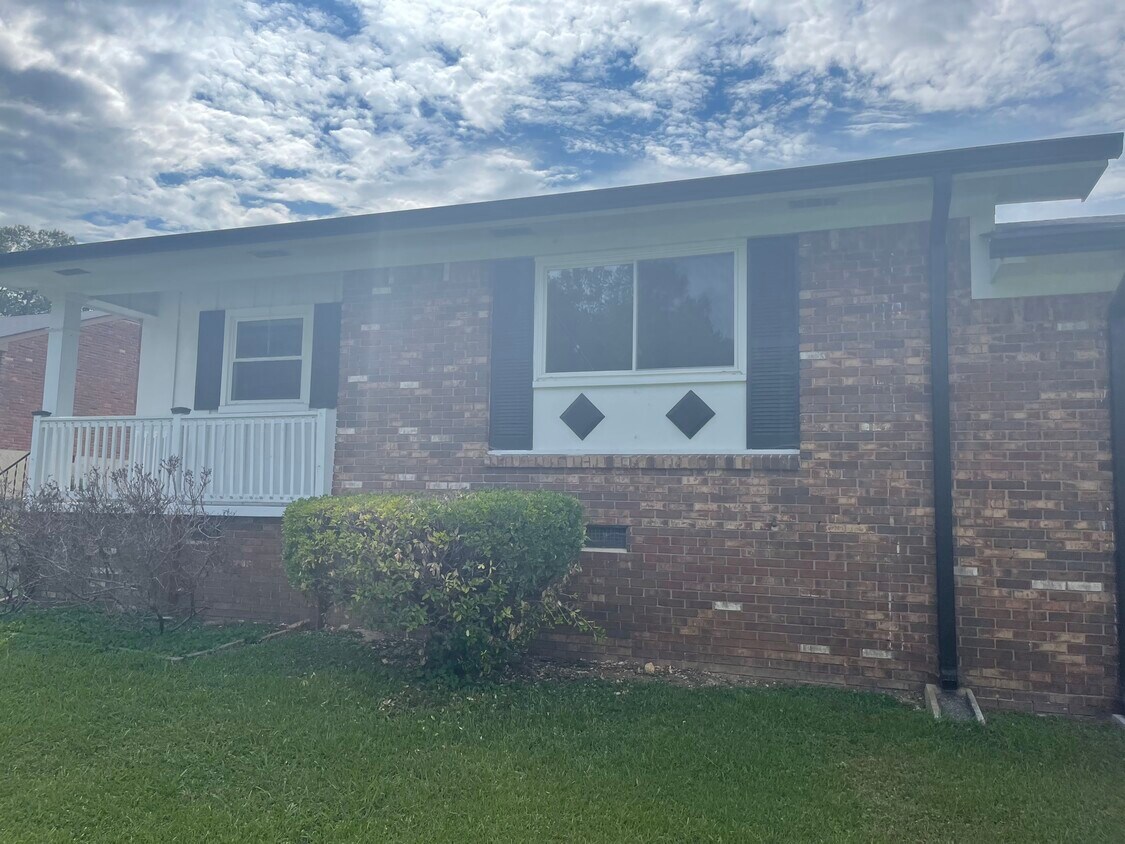 4733 Norcross Rd, Hixson, TN 37343 Townhome Rentals in Hixson TN