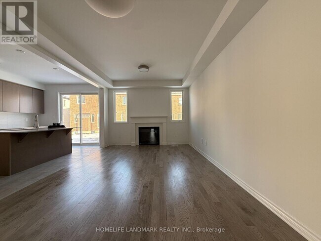 Photo du bâtiment - 7 Moss Dr