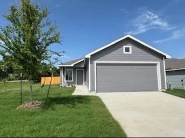 Building Photo - 1707 Temper Ln