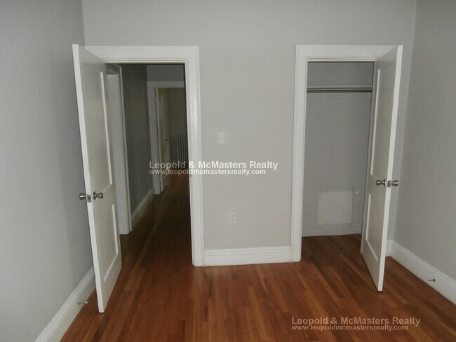 Building Photo - 34 Lourdes Ave