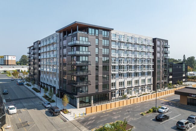 Alternar - Ember Apartments