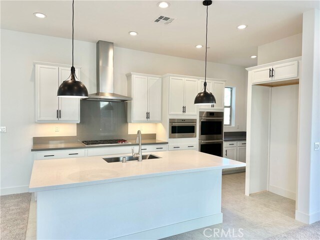 Building Photo - 129 Bosal