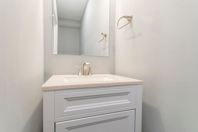 Building Photo - Gorgeous ~ Spacious ~ Brand New 3 Bedroom ...
