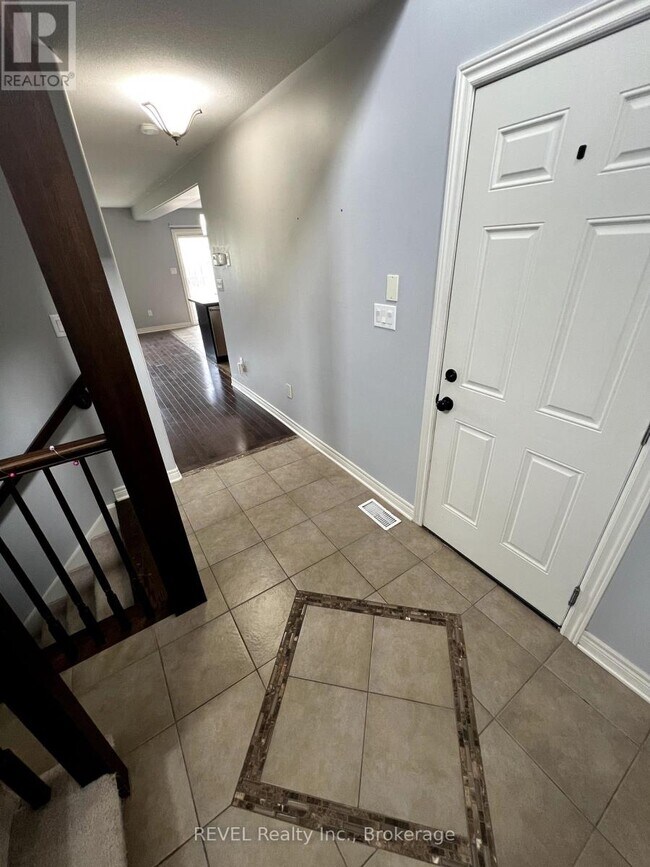 Photo du bâtiment - 6030 Wiens Blvd
