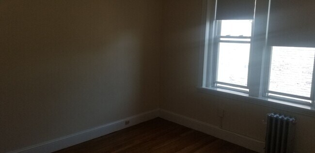 Foto del edificio - Huge 1 Bed in Brighton available now with ...