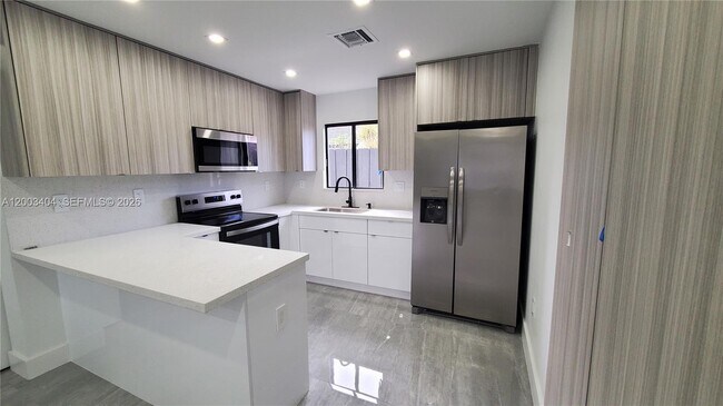 Foto del edificio - 40 SW 34th Ave