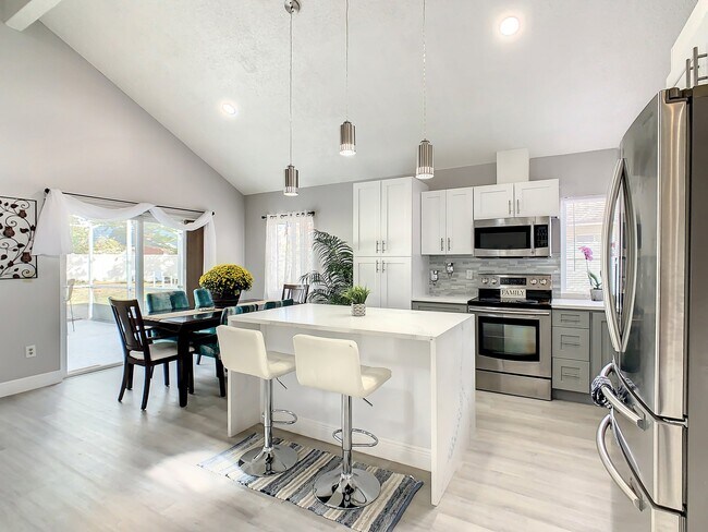 Foto del edificio - 4840 Kingston Cir