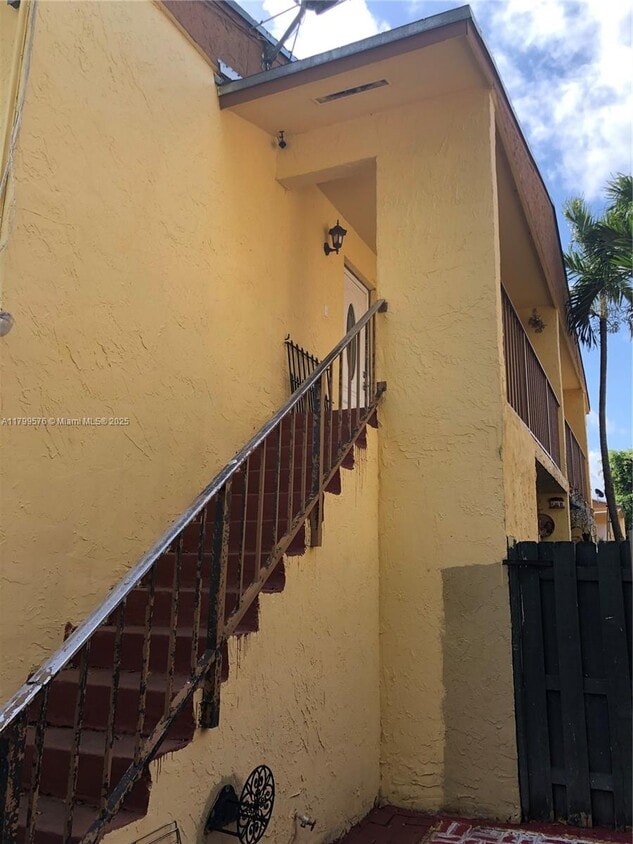 Primary Photo - 15421 SW 81st Cir Ln