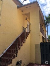 Building Photo - 15421 SW 81st Cir Ln