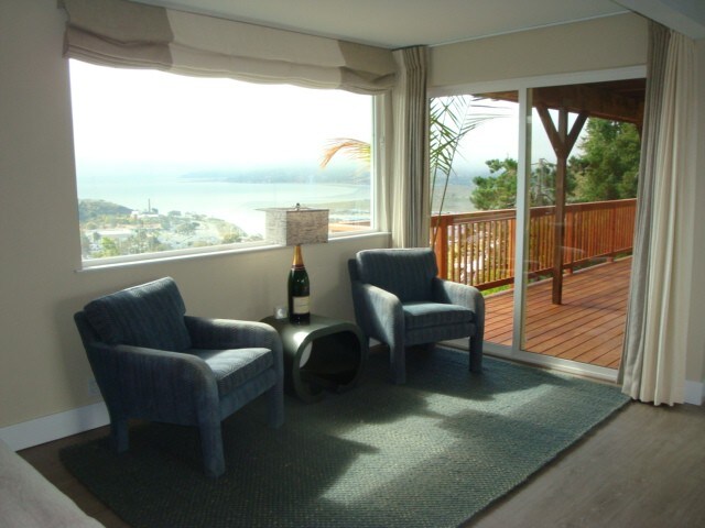 Foto del edificio - 330 Eliseo Dr