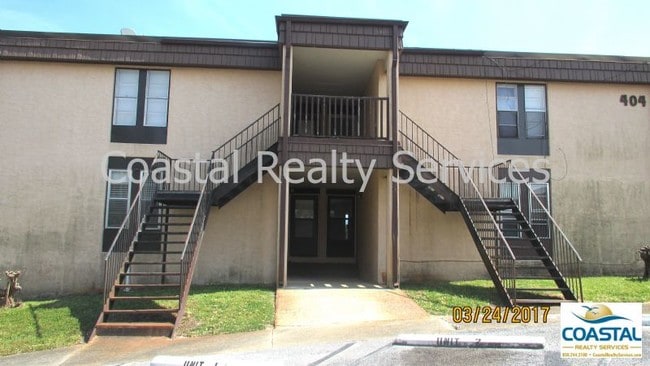 Building Photo - 404 Marshall Ct NW