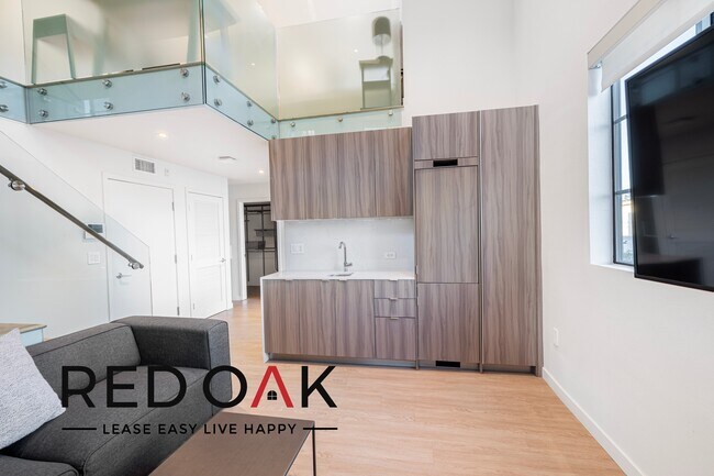 Building Photo - ~1 Month FREE~ Incredible One Bedroom Loft...