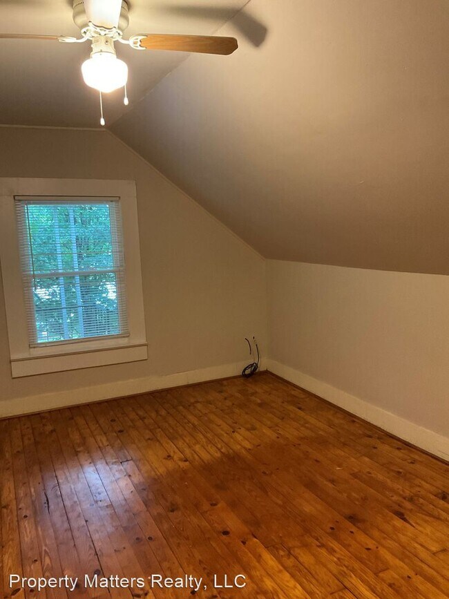 Building Photo - 3 br, 2 bath House - 1006 W. Second Avenue
