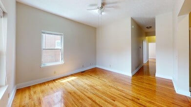 Building Photo - 1369 Summit St