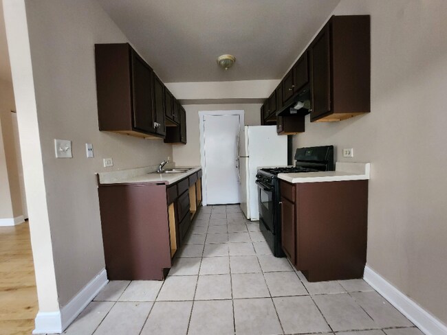Foto del edificio - 4834 W Adams St