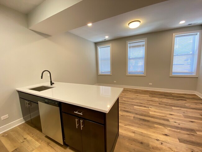 Foto del edificio - 2700 S Kildare Ave