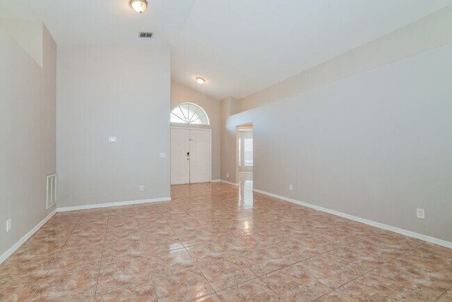 Foto del edificio - 3097 Birmingham Blvd