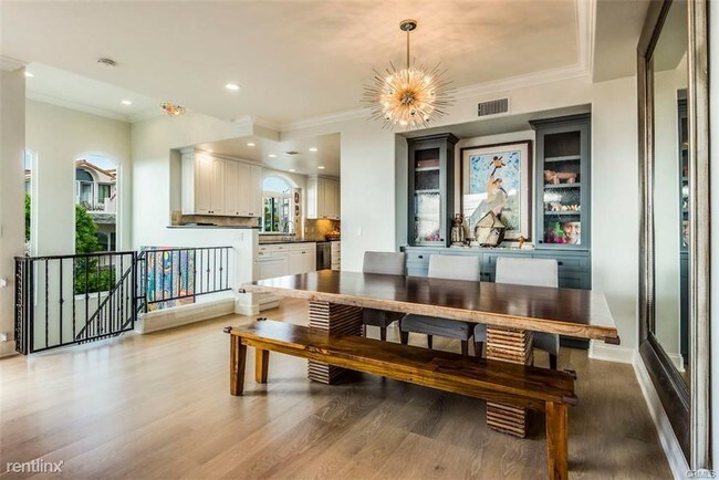Foto del edificio - 3 br, 4 bath House - 222 6th St