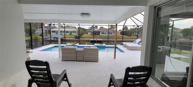 Foto del edificio - 4 Cardwell Ct