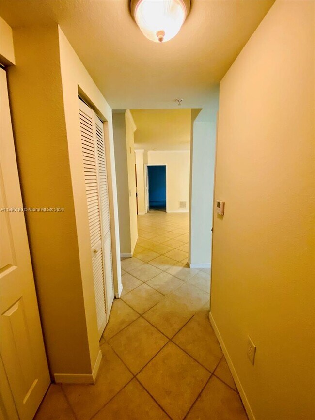 Building Photo - 6458 Emerald Dunes Dr