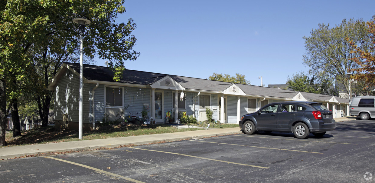 Foto del edificio - Arbor Hill Apartments