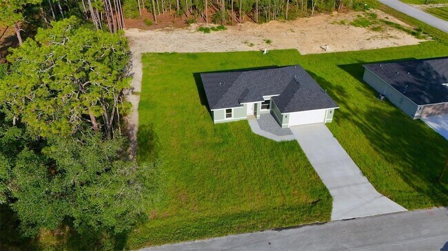 Building Photo - 6022 SW 206th Ave