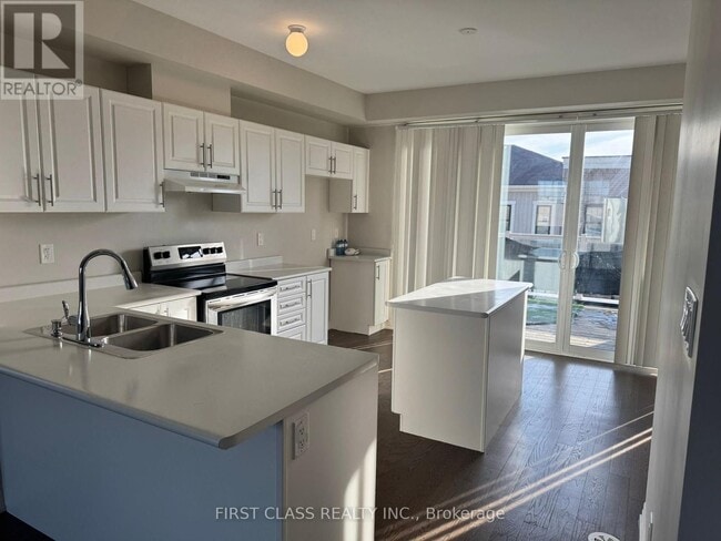 Photo du bâtiment - 25 Prince William Blvd