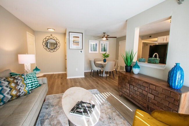 Building Photo - Park Edge