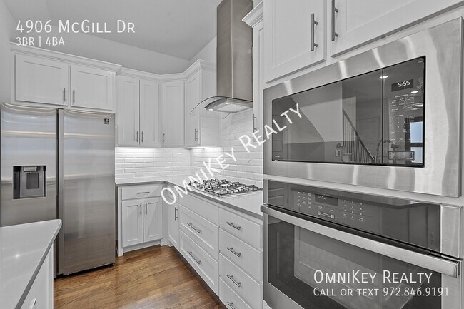 Foto del edificio - 4906 McGill Dr.