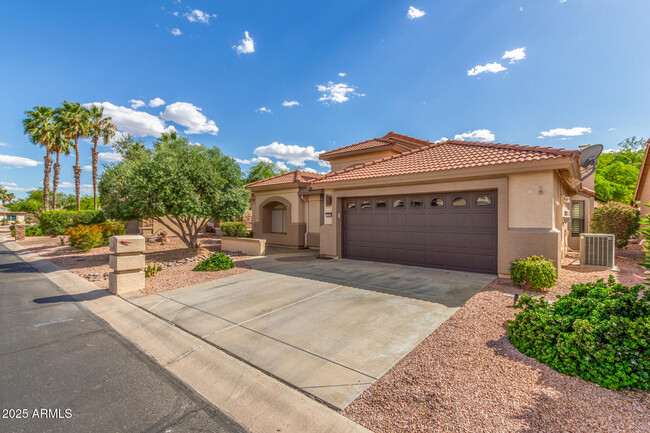 Foto del edificio - 15679 W Cheery Lynn Rd
